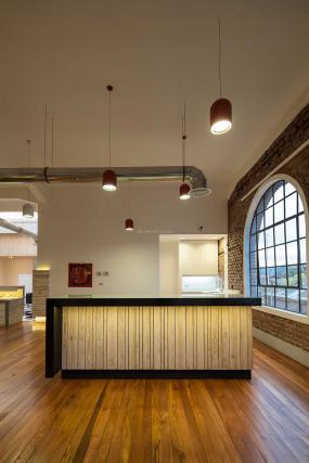 贸易公司办公室室内外装修效果图