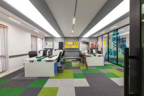 培训教育公司办公室设计室内图片