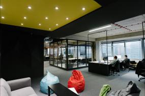 广告公司办公室装修高清图片