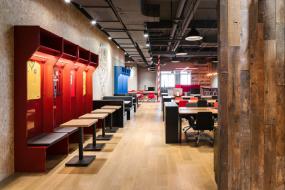 稳重厚重办公室内装饰设计图片