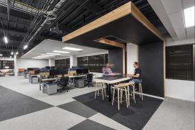 稳重厚重办公室图片装修效果图大全