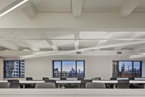 高档稳重厚重办公室装修效果图