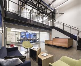 专业现代办公室前台装修设计图片