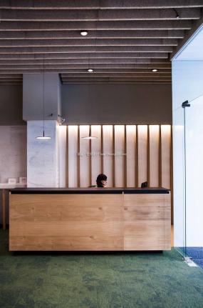 最新设计公司前台装修设计效果图