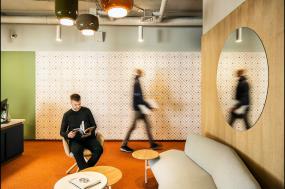 高档电子科技公司前台装修效果图