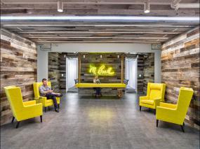 最新律师事务所公司前台装饰实景图