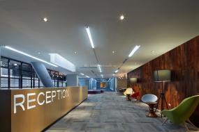 服装公司前台装修效果图大全