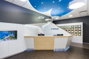 高档传媒文化公司前台装修效果图