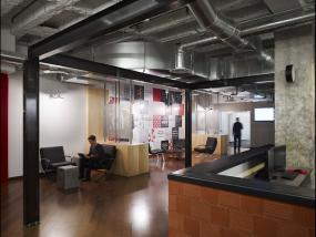 体育运动公司前台装潢设计效果图片