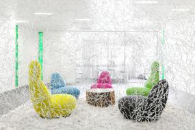 IT公司办公室玻璃隔断装潢效果图片