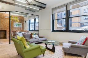 最新电子科技公司办公室玻璃隔断装饰效果图