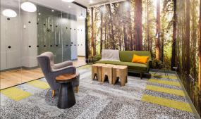 传媒文化公司玻璃隔断装修图片