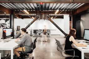 高档贸易公司吊顶装修效果图大全