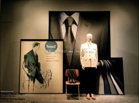 服装店橱窗装饰设计图