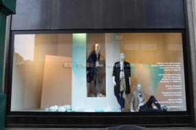 服装店橱窗装修图片大全