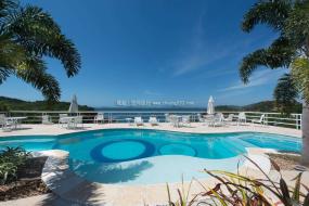 游泳池设计装饰装修效果图大全