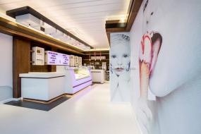 冰淇淋店装潢设计效果图片