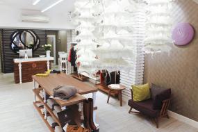 小型女装店装修设计效果图大全