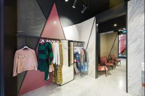 中型女装店装修高清图片