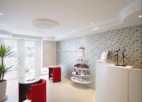 高档外国美甲店装修图片大全