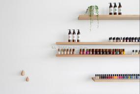 外国美甲店装修设计图片