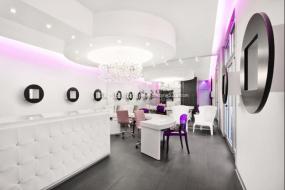 最新小型美甲店装饰设计图