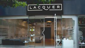 最新小型美甲店装饰效果图