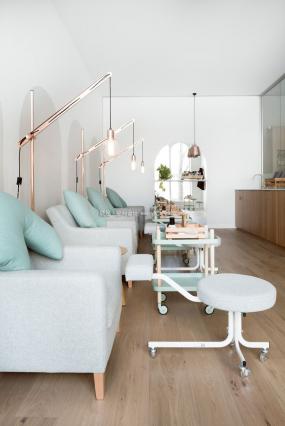 小型美甲店图片装修效果图