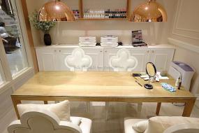 小型美甲店装修设计效果图片库