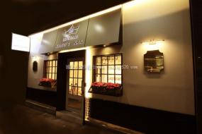 2018年国外美甲店装修效果图