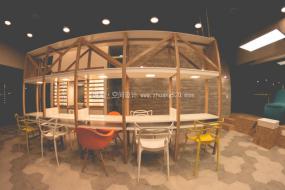 最新国外美甲店设计图片