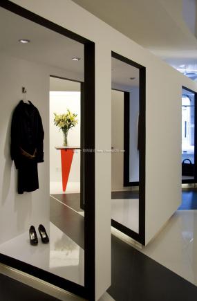 品牌女装店设计装饰效果图