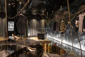 品牌女装店装修高清图片