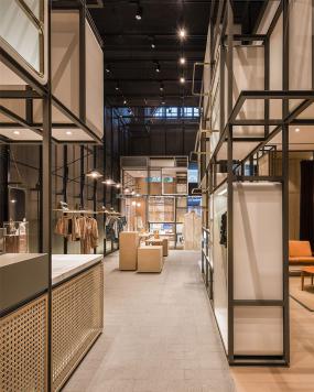 最新品牌女装店装饰效果图