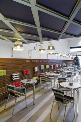 最新冰淇淋加盟店装修设计图片