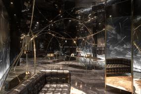 品牌女装店图片装修