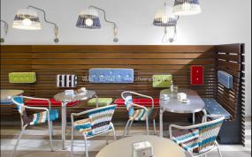 高端冰淇淋加盟店装修图片