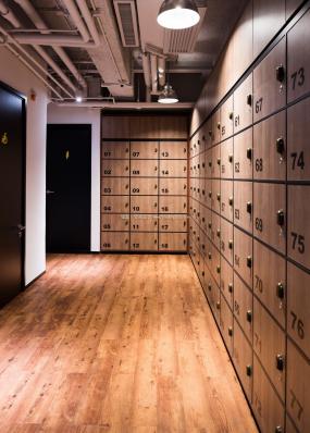 最新写字楼木地板设计装饰效果图片