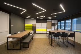 2018年写字楼木地板装修效果图