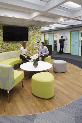 最新写字楼地面设计装饰效果图片