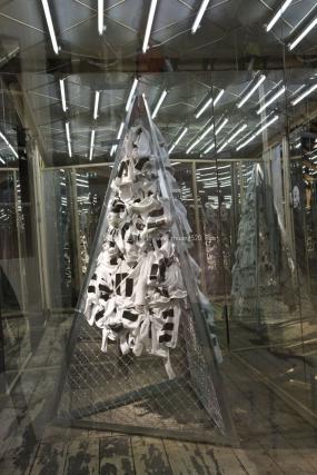 男装专卖店装修装潢效果图