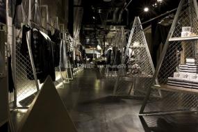 男装专卖店装修图片大全