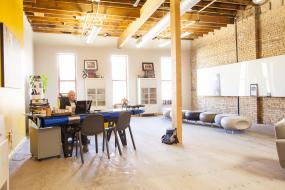 写字楼强化木地板装潢效果图