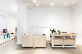 女装专卖店装潢设计图片