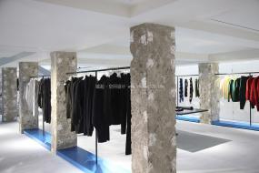 女装专卖店装修设计图片