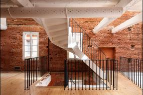 女装专卖店装饰设计效果图片