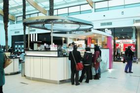 最新韩式甜品店效果图