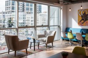 办公室三层复合实木地板装修设计图片