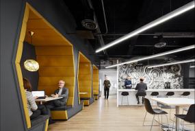 最新办公室负离子木地板设计图片