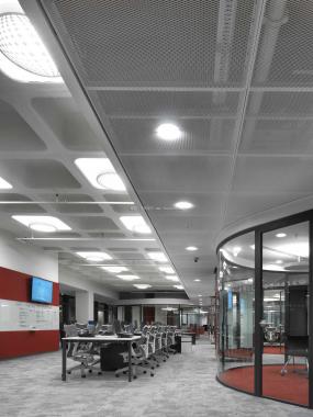 高档办公隔断装修效果图